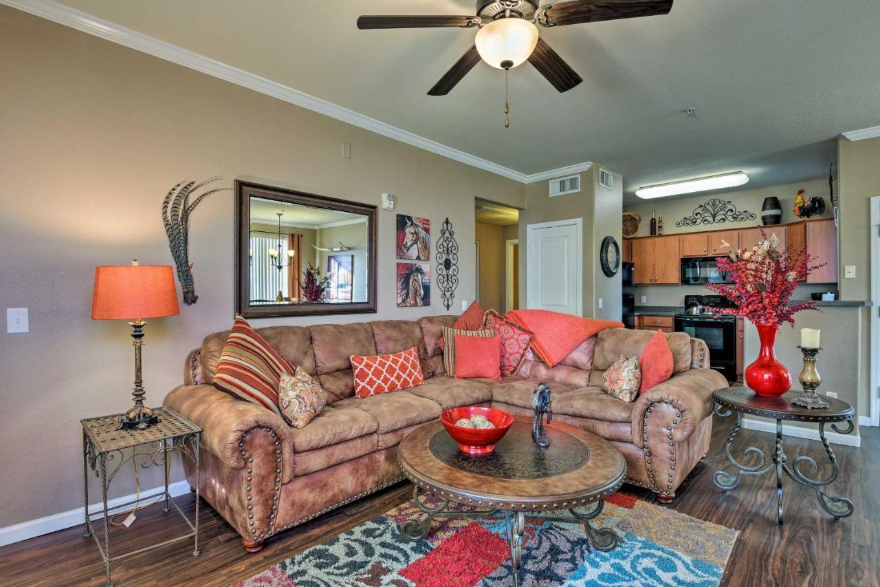 Gated Gilbert Condo Patio And Resort Amenities メサ エクステリア 写真