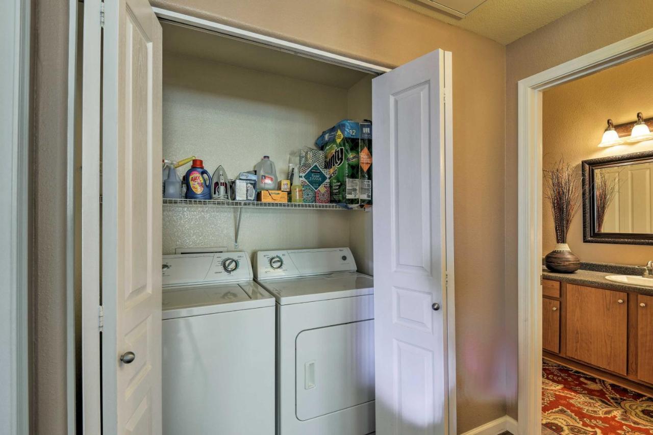 Gated Gilbert Condo Patio And Resort Amenities メサ エクステリア 写真