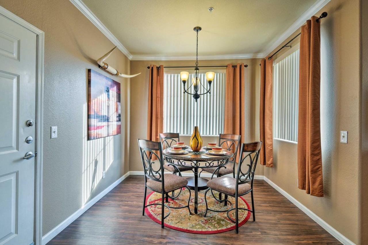 Gated Gilbert Condo Patio And Resort Amenities メサ エクステリア 写真